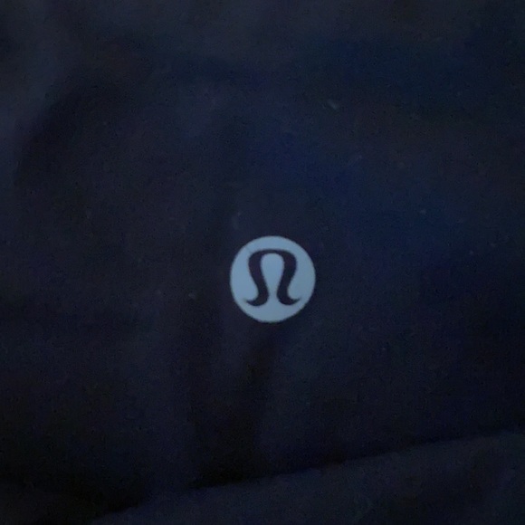 Lululemon size 6 leggings - Picture 2 of 3